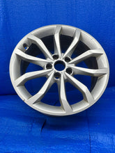 Load image into Gallery viewer, 1x Alufelge 18 Zoll 8.0&quot; 5x112 8W0601025H Audi A4 B9 Rim Wheel