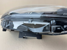 Laden Sie das Bild in den Galerie-Viewer, Frontscheinwerfer Ford Kuga LV4B-13E016-AP Rechts Scheinwerfer Headlight SCH2970307264mp