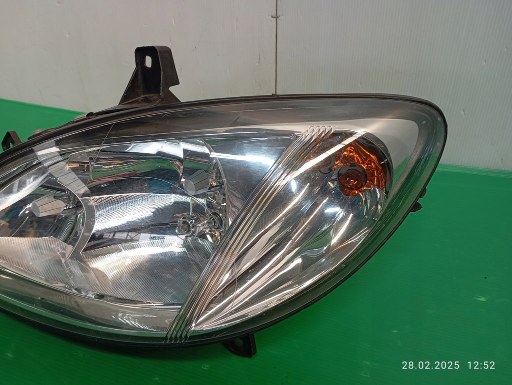 Frontscheinwerfer Mercedes-Benz Viano W639 Vito A6398200161 Rechts oder Links SCH2689079553rj