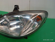 Laden Sie das Bild in den Galerie-Viewer, Frontscheinwerfer Mercedes-Benz Viano W639 Vito A6398200161 Rechts oder Links SCH2689079553rj