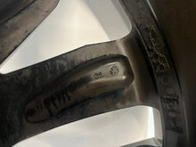 Load image into Gallery viewer, 1x Alufelge 20 Zoll 8.0" 5x112 43ET Glanz 2H6601025F VW Amarok Rim Wheel FEL6456386231sv