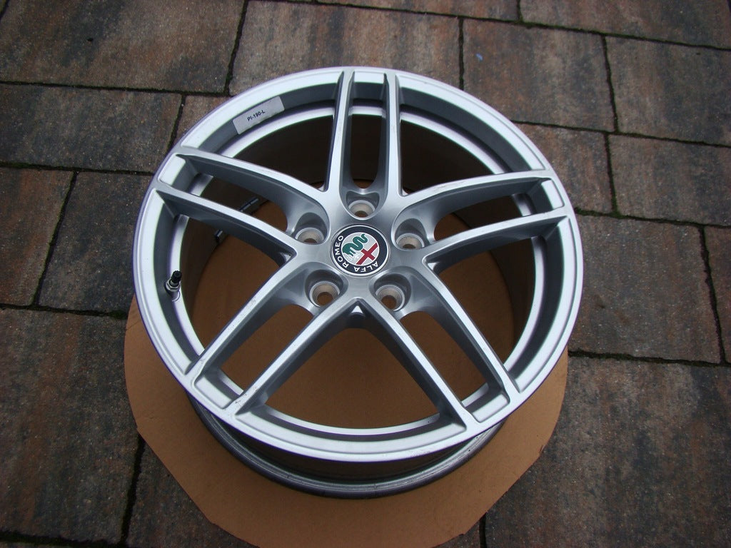 1x Alufelge 16 Zoll 7.0" 5x110 31ET 156107467 Alfa Romeo Giulietta Giulia FEL7095775394ou