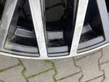 Load image into Gallery viewer, 1x Alufelge 19 Zoll 8.5" 5x112 Audi A3 Rim Wheel FEL3839716039pg