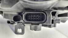 Laden Sie das Bild in den Galerie-Viewer, Frontscheinwerfer Audi A3 8V0941043E Xenon Links Scheinwerfer Headlight SCH3033802664is
