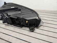 Laden Sie das Bild in den Galerie-Viewer, Frontscheinwerfer Ford Focus NX7B-13E014-CD Rechts Scheinwerfer Headlight SCH6162399466yd