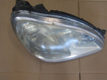 Load image into Gallery viewer, Frontscheinwerfer Mercedes-Benz W220 A2208202461 2208204461 0301178274 Rechts SCH1056341615tc
