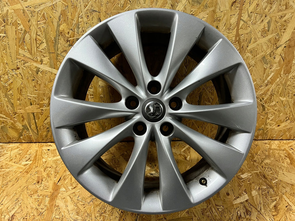 1x Alufelge 18 Zoll 7.5" 5x115 41ET 13312748 Opel Astra Gtc J Rim Wheel