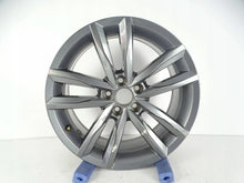 Load image into Gallery viewer, 1x Alufelge 17 Zoll 7.0&quot; 5x100 51ET Glanz Silber 2G0601025B, 2G0601025J VW Polo