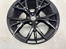 Laden Sie das Bild in den Galerie-Viewer, 1x Alufelge 19 Zoll 5x112 8747235 BMW 5 G31 G30 Rim Wheel FEL8775973447ox
