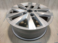 Load image into Gallery viewer, 1x Alufelge 16 Zoll 6.5" 5x120 7E0601025N VW Transporter Caravelle Rim Wheel FEL1581609386zh