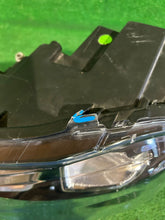 Laden Sie das Bild in den Galerie-Viewer, Frontscheinwerfer Citroën C3 III 12519138 L90203167 9836267180 Full LED Links SCH9202892233vq