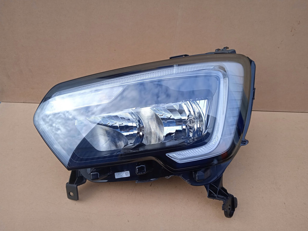 Frontscheinwerfer Renault Master 260607867R Links Scheinwerfer Headlight