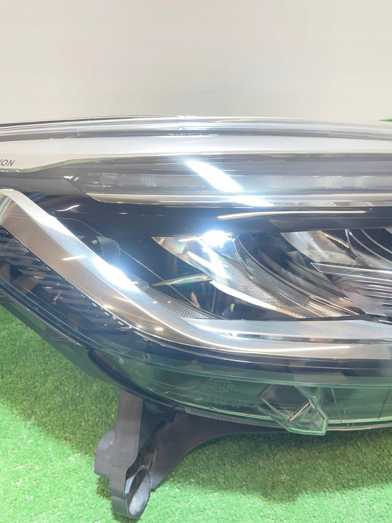 Frontscheinwerfer Renault Captur I 260107560R Rechts Scheinwerfer Headlight SCH8871596729xp