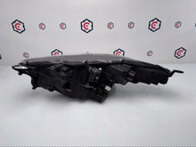 Load image into Gallery viewer, Frontscheinwerfer Toyota Yaris LED Rechts Scheinwerfer Headlight