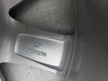 Load image into Gallery viewer, 1x Alufelge 16 Zoll 6.5" 5x114.3 45ET Glanz Silber PZ406-E067A-ZC Toyota Corolla FEL7075477066vq