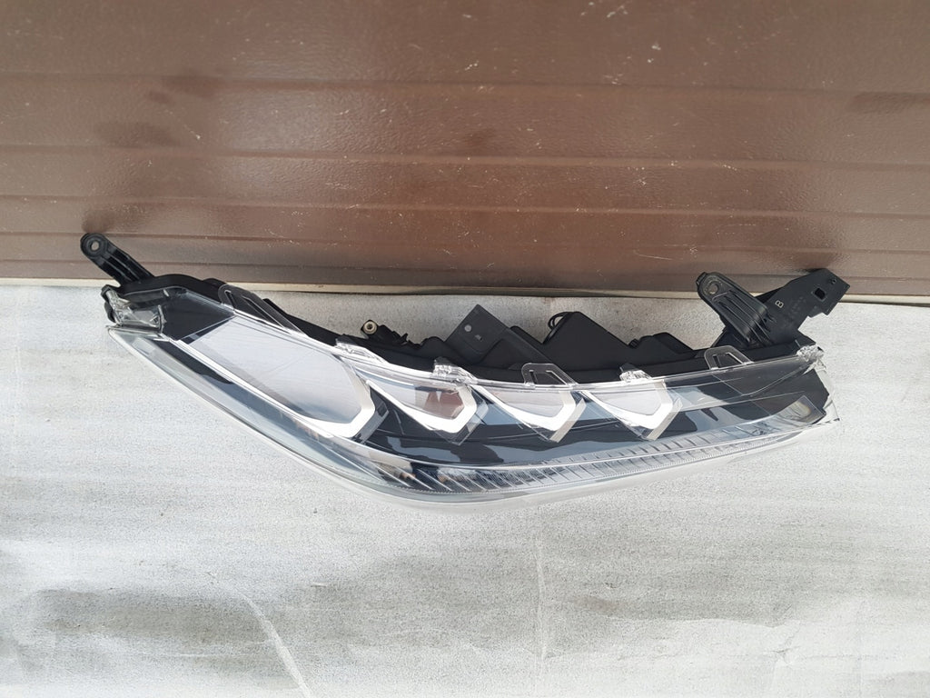 Frontscheinwerfer Toyota Corolla 81110-16840 LED Rechts Scheinwerfer Headlight SCH1652000884be
