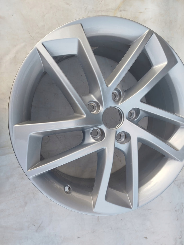 1x Alufelge 15 Zoll 5.5" 5x112 40ET 5F0601025 Seat Rim Wheel