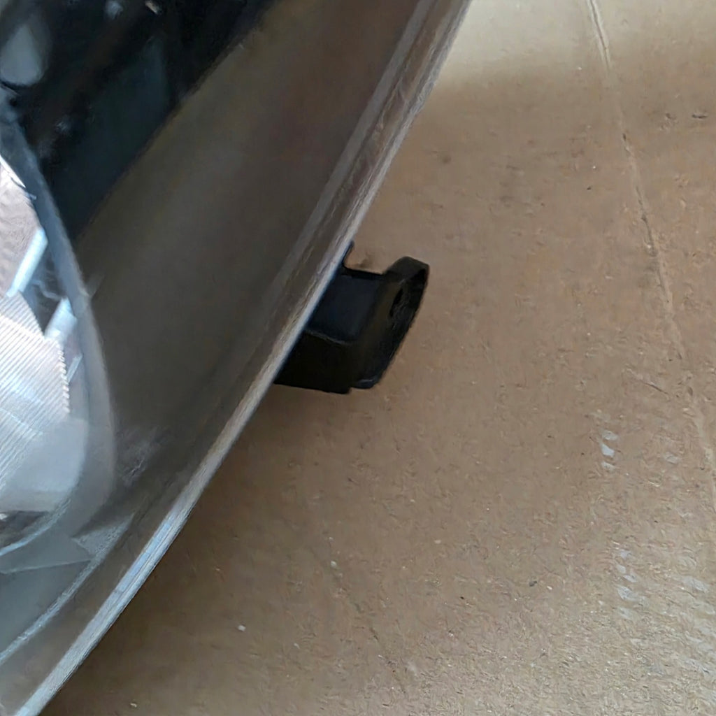 Frontscheinwerfer Toyota Yaris 695060102 Links Scheinwerfer Headlight SCH9014898584li