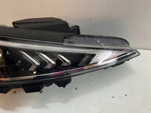 Load image into Gallery viewer, Frontscheinwerfer Hyundai Elantra 92102F2600 Rechts Scheinwerfer Headlight