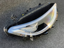 Load image into Gallery viewer, Frontscheinwerfer VW 10B941036B LED Rechts Scheinwerfer Headlight SCH3467529980by
