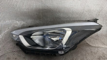 Laden Sie das Bild in den Galerie-Viewer, Frontscheinwerfer Hyundai I20 Links Scheinwerfer Headlight SCH3867074003oy