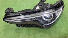 Laden Sie das Bild in den Galerie-Viewer, Frontscheinwerfer Alfa Romeo Stelvio 50559300 Xenon Links Scheinwerfer Headlight SCH5616044792et
