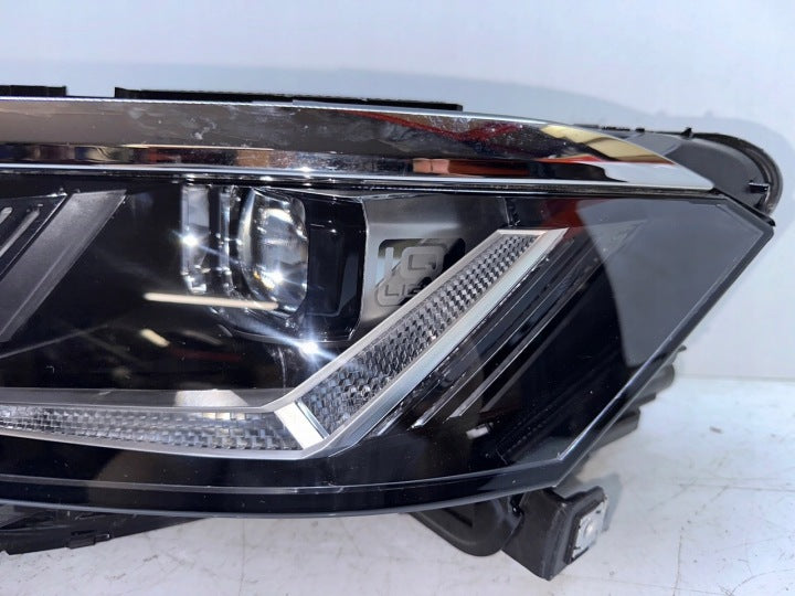 Frontscheinwerfer VW Touareg Cr7 761941081B Full LED Links Headlight SCH9357262340au