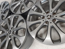 Laden Sie das Bild in den Galerie-Viewer, 4x Alufelge 18 Zoll 8.0&quot; 5x112 38ET A2534011500 Mercedes-Benz Glc C253 Rim Wheel