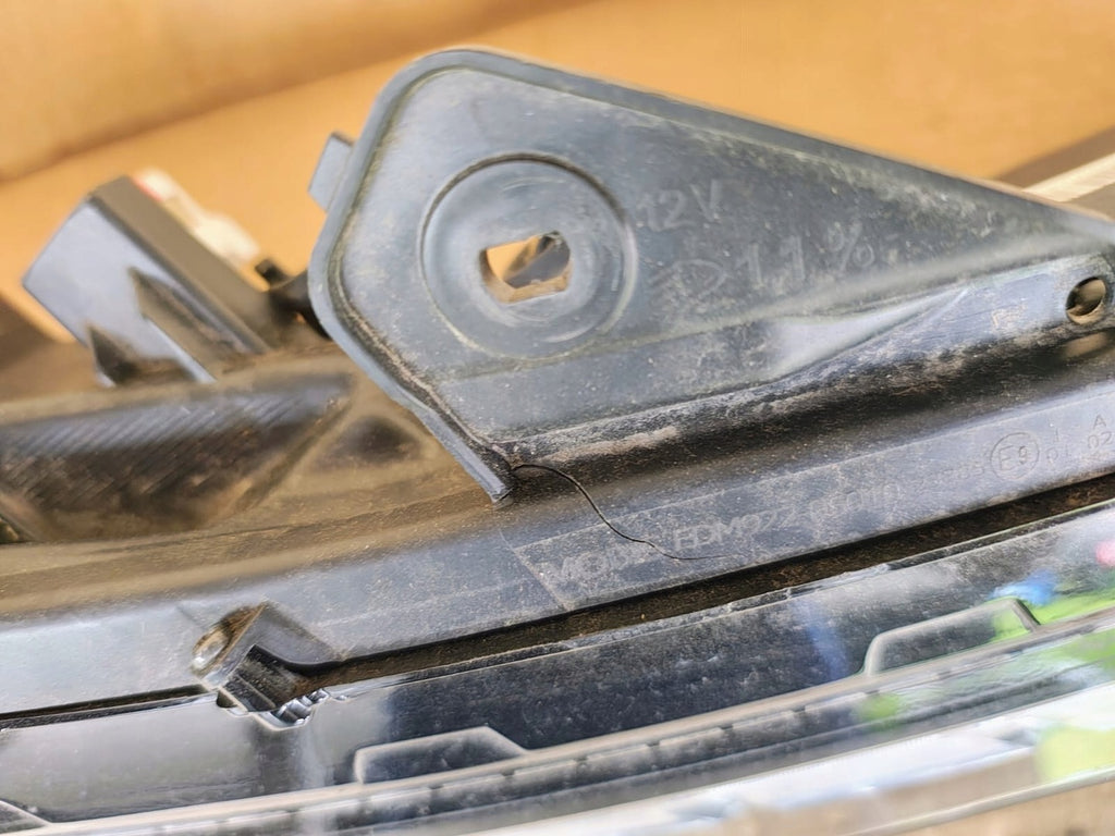 Frontscheinwerfer Mitsubishi Eclipse Cross 92206010 LED Rechts Headlight