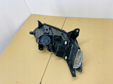 Laden Sie das Bild in den Galerie-Viewer, Frontscheinwerfer Dacia Sandero III Logan 260608545R Links Headlight