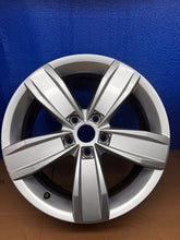 Load image into Gallery viewer, 1x Alufelge 17 Zoll 7.0" 5x112 40ET 3G0601025E VW Passat B8 Rim Wheel FEL7967610952ec