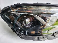 Laden Sie das Bild in den Galerie-Viewer, Frontscheinwerfer Mercedes-Benz Gla H247 A2479064104 A2479064204 LED Ein Satz SCH4394297796rz