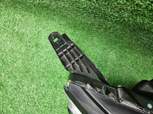 Laden Sie das Bild in den Galerie-Viewer, Frontscheinwerfer Mitsubishi L200 8301D382 LED Rechts Scheinwerfer Headlight