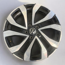 Load image into Gallery viewer, 1x Alufelge 16 Zoll 6.0&quot; 5x100 35ET Schwarz GM601025AA Vw Rim Wheel