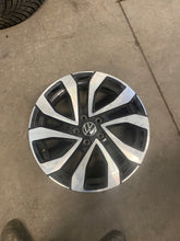 Load image into Gallery viewer, 1x Alufelge 16 Zoll 6.0&quot; 5x100 35ET Schwarz GM601025AA Vw Rim Wheel