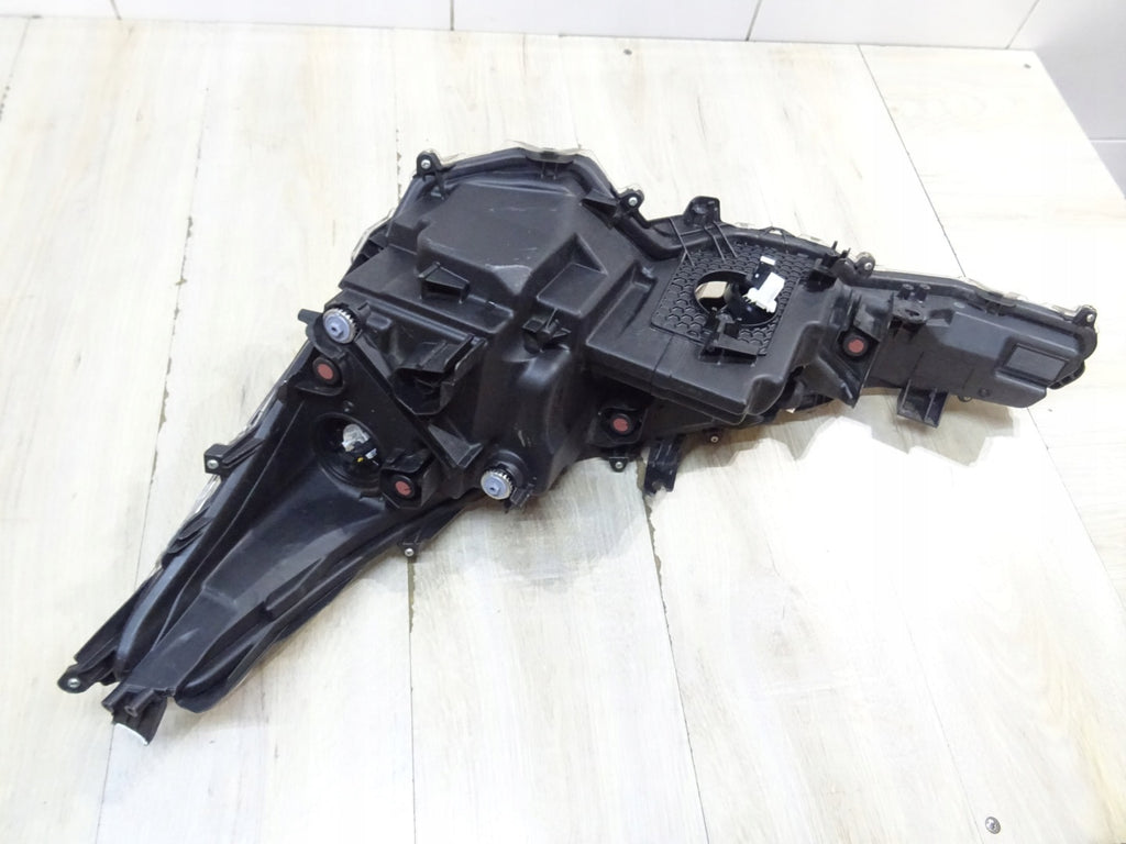Frontscheinwerfer Toyota Corolla 8111012N70 Rechts Scheinwerfer Headlight SCH4226108077ci