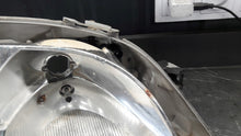 Laden Sie das Bild in den Galerie-Viewer, Frontscheinwerfer Mercedes-Benz Coupe 1305235299 Links Scheinwerfer Headlight