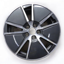 Load image into Gallery viewer, 1x Alufelge 17 Zoll 7.5&quot; 5x112 38ET Glanz Grau 8W0601025 Audi A4 Mg Rim Wheel