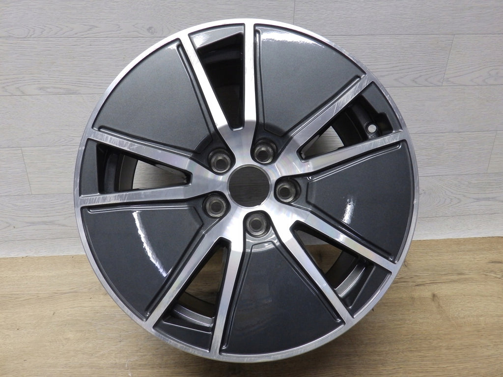 1x Alufelge 17 Zoll 7.5" 5x112 38ET Glanz Grau 8W0601025 Audi A4 Mg Rim Wheel