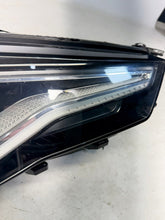 Laden Sie das Bild in den Galerie-Viewer, Frontscheinwerfer Seat Ateca 576941032B 1EX01489132 Full LED Links Headlight SCH6424299882te