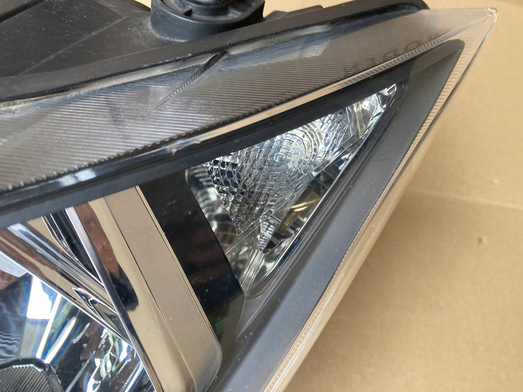 Frontscheinwerfer Seat Ibiza I V 6F1941005B Ein Stück (Rechts oder Links)