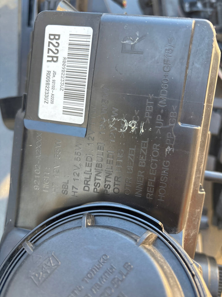 Frontscheinwerfer Kia Ceed 92101-A2220 LED Ein Stück (Rechts oder Links)