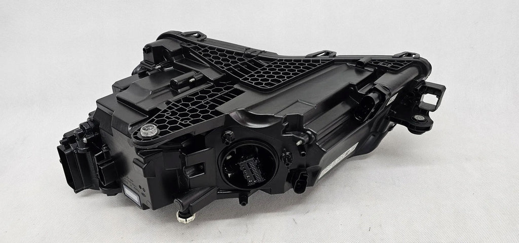 Frontscheinwerfer Skoda Superb III 3V1941016D Rechts Scheinwerfer Headlight