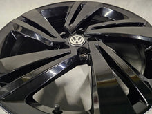 Laden Sie das Bild in den Galerie-Viewer, 4x Alufelge 18 Zoll 7.0" 5x100 39ET 2GM601025H VW T-Cross Rim Wheel FEL3698518644cp