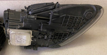 Laden Sie das Bild in den Galerie-Viewer, Frontscheinwerfer Porsche Cayenne 7P5941032BR Xenon Ein Satz Headlight SCH4857797607df
