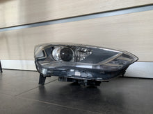 Laden Sie das Bild in den Galerie-Viewer, Frontscheinwerfer Ford Cmax C-Max F1CB-13D152-AC F1CB13D152AC Rechts Headlight SCH1006167566tq