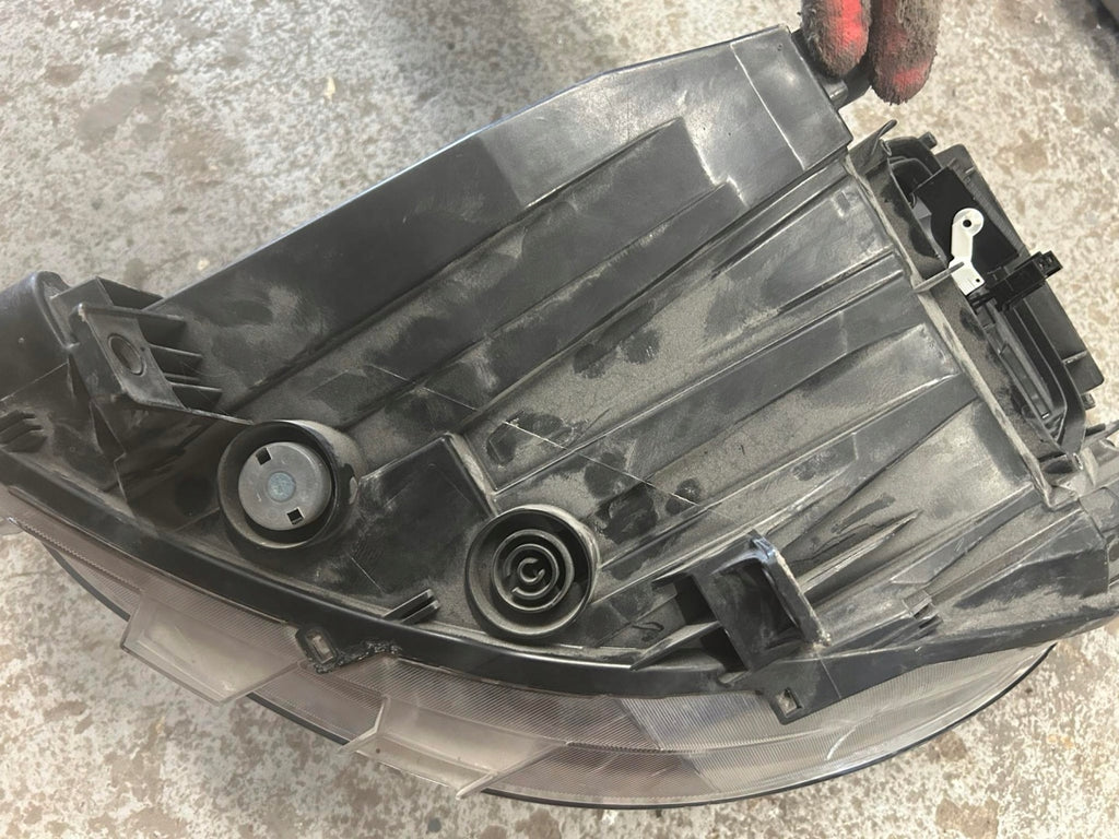 Frontscheinwerfer Mercedes-Benz Sprinter A9109065100 Rechts Headlight SCH2185072633sg