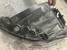 Laden Sie das Bild in den Galerie-Viewer, Frontscheinwerfer Mercedes-Benz Sprinter A9109065100 Rechts Headlight SCH2185072633sg
