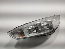 Laden Sie das Bild in den Galerie-Viewer, Frontscheinwerfer Ford Focus III F1EB-13W030-NB Links Scheinwerfer Headlight