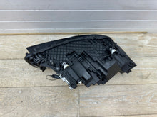 Load image into Gallery viewer, Frontscheinwerfer BMW 5 G31 G30 5A26FA3-01 LED Links Scheinwerfer Headlight SCH3751859810tn